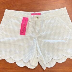 Lilly Pulitzer Resort White Size 6 Scalloped Buttercup Shorts